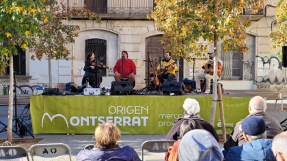 Festa hivern Mercat Origen Montserrat. Concert folk amb Corrandes són corrandes